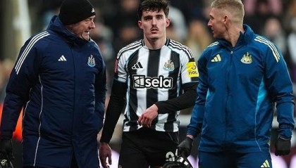 邮报：纽卡后卫利夫拉门托腿筋受伤，将缺席六到八周